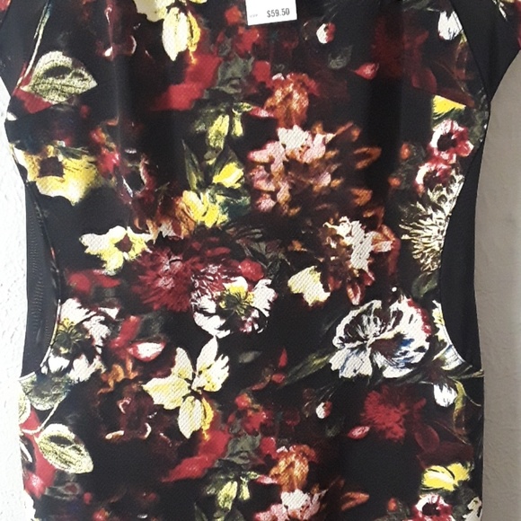 Dress - Picture 4 of 5